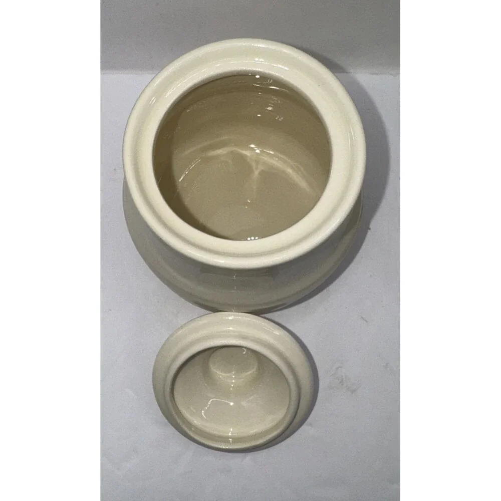 Vintage Creamer And Sugar Bowl Cream Colored 4.5” tall USA